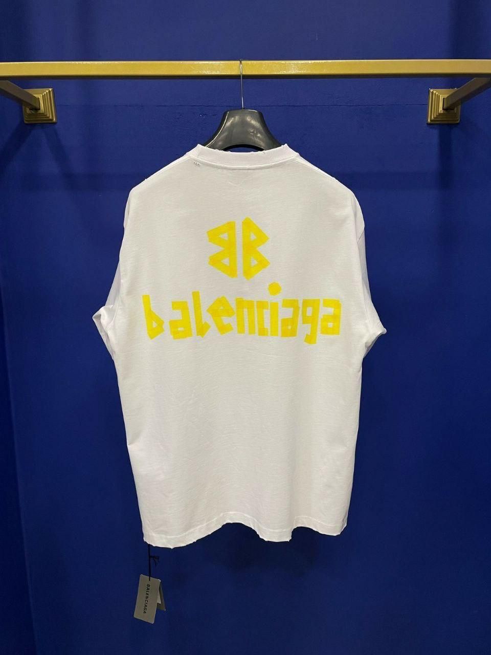 BALENCIAGA_3