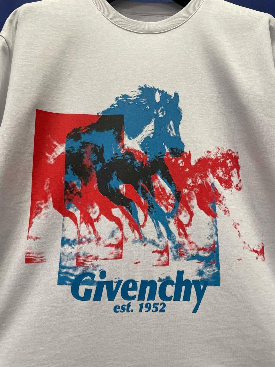 GIVENCHY_1