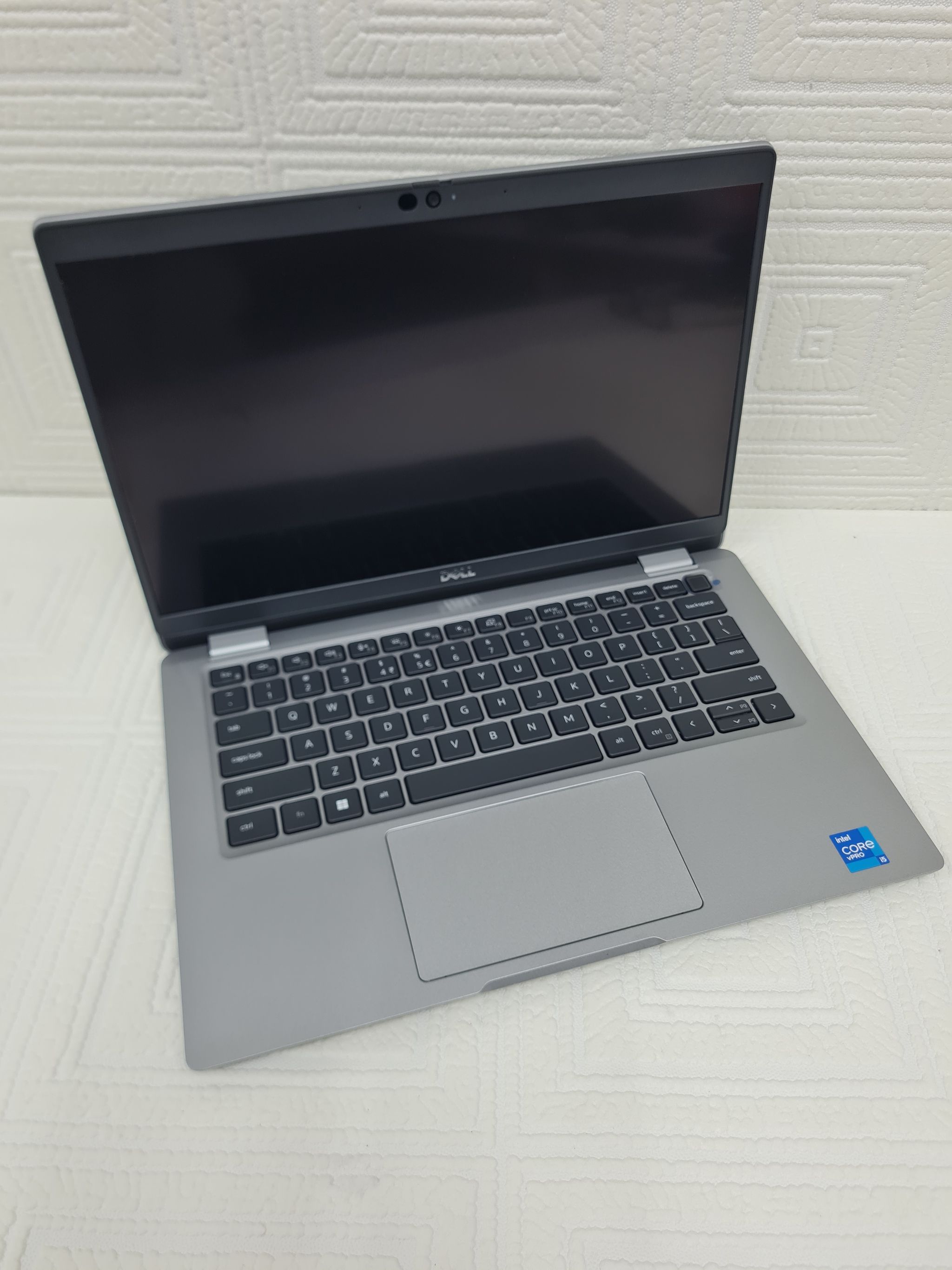 Dell Latitude 5320 Core i5 11th Gen 13.3inch FHD Touch Screen 16GB Ram 512GB SSD. With Charger_0