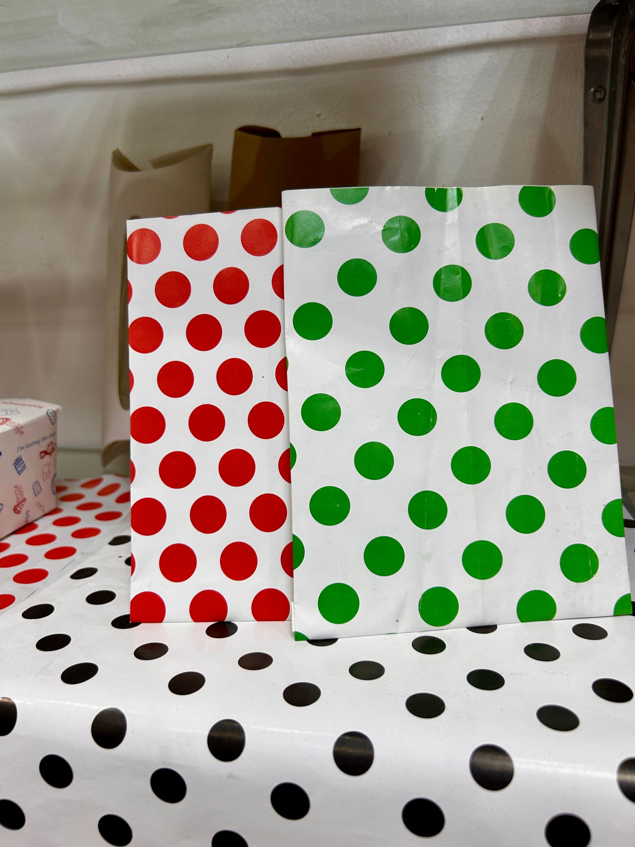 “POLKA DOT” DELI TAKEOUT BAGS - RED & WHITE _2