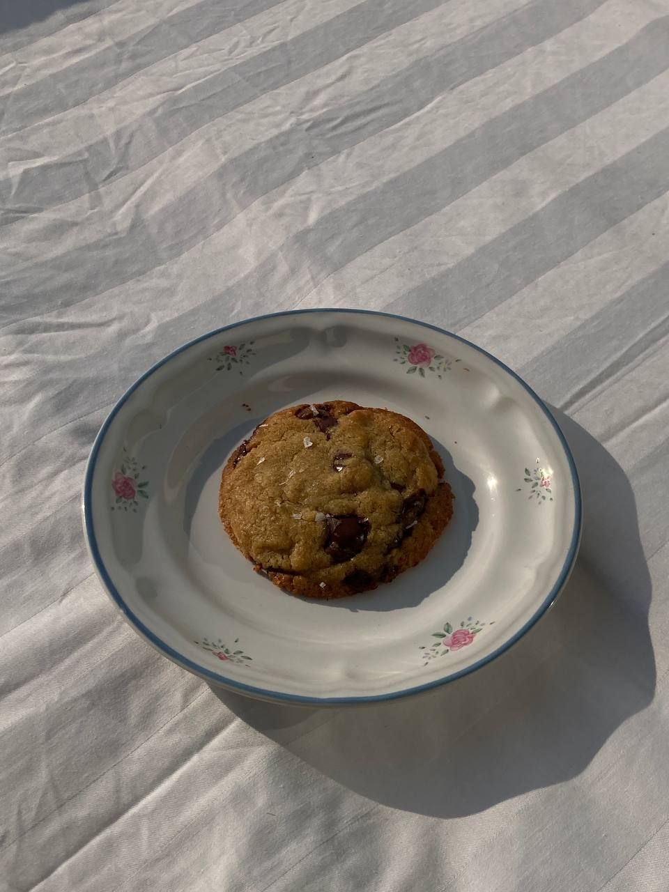 brown butter chocolate chip cookie (box of 4)_0