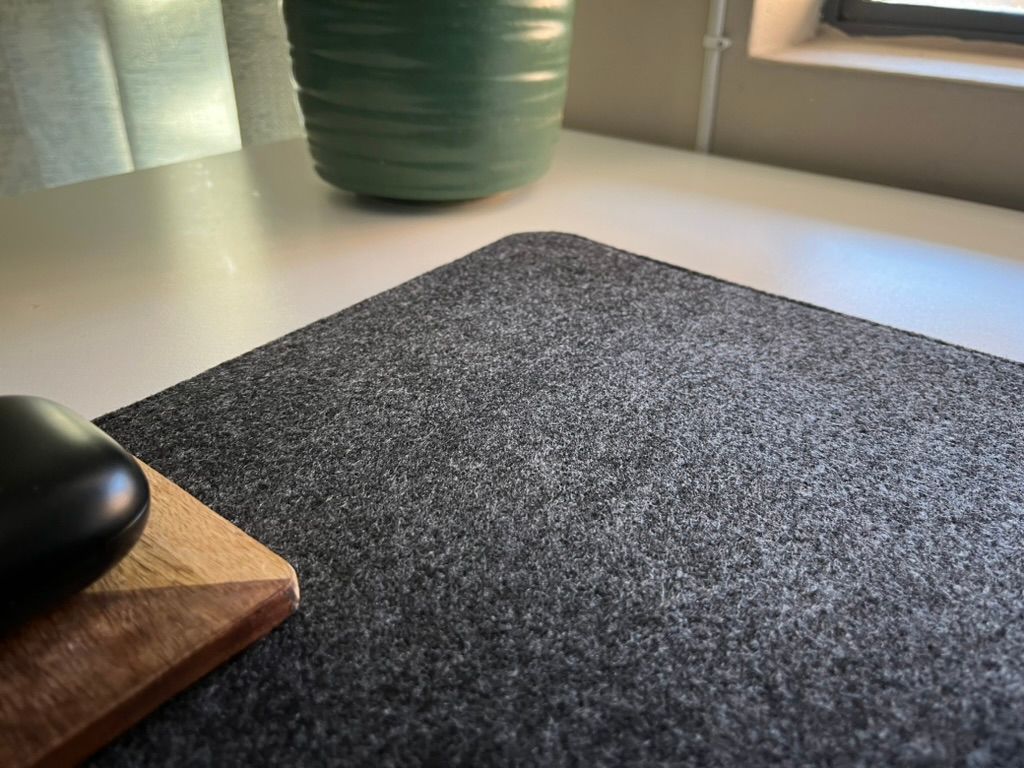 Large Felt Desk Mat - Charcol_1