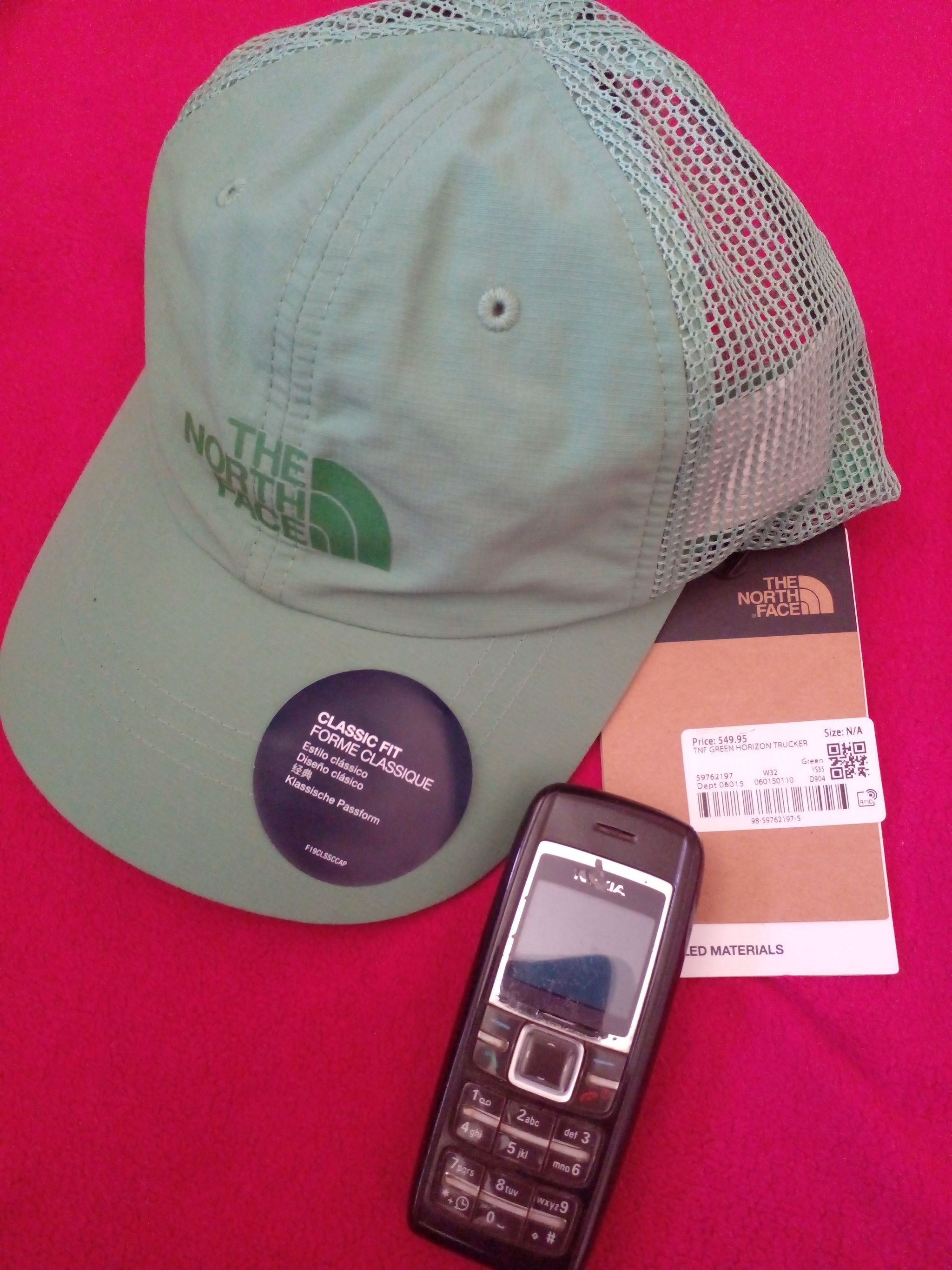 The North Face trucker cap_3