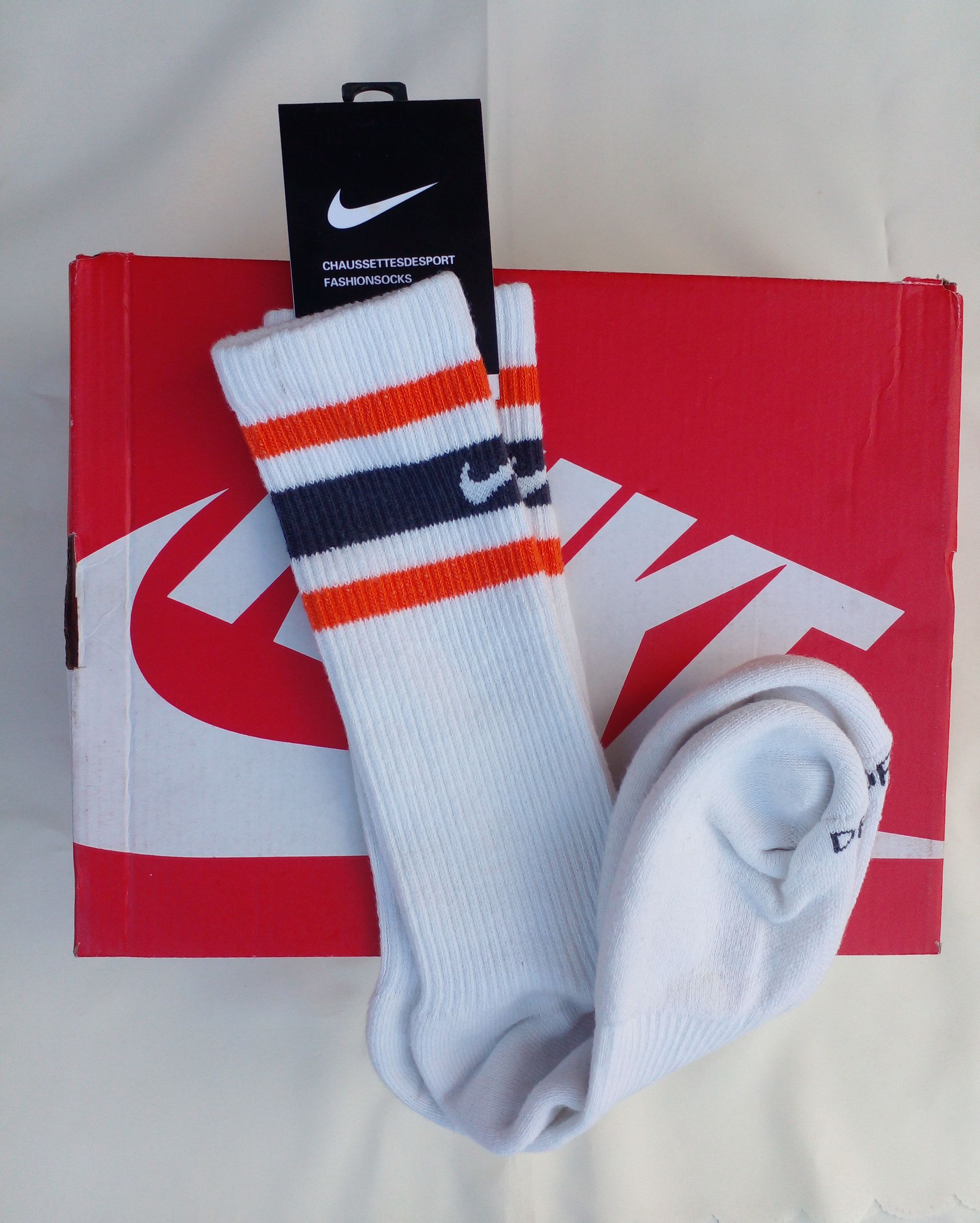 Nike authentic crew socks _0