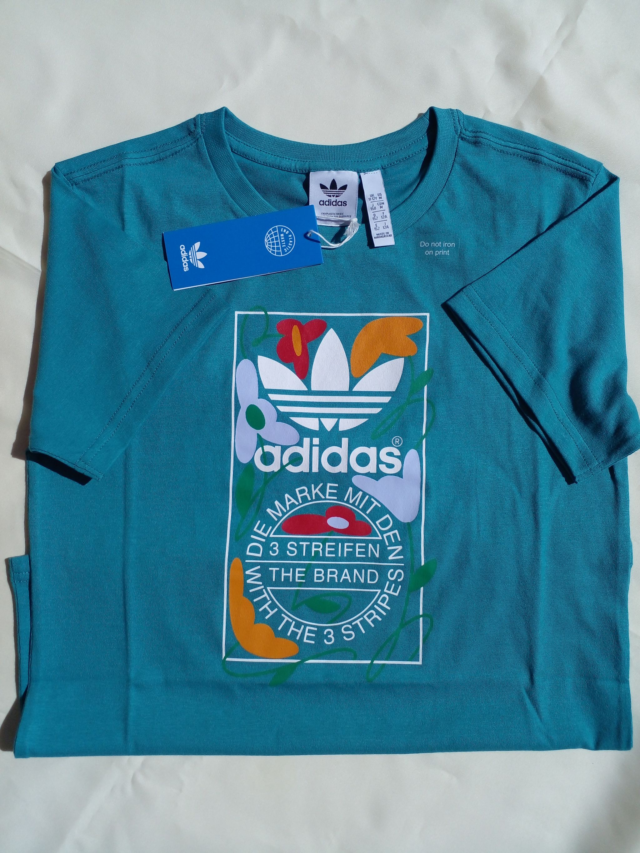 Adidas teens tshirt_0