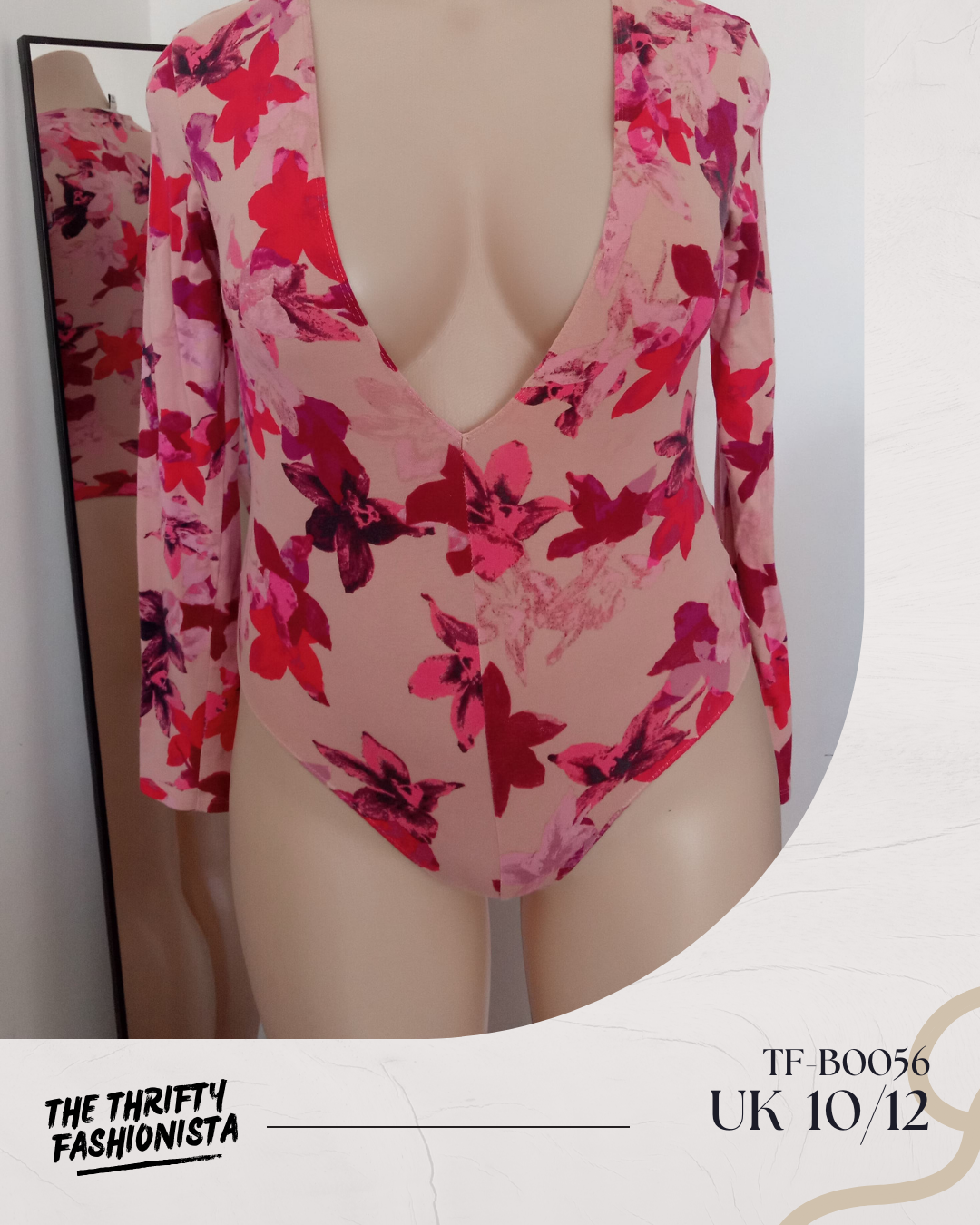 Sexy Floral Deep V-Neck Long Sleeve Bodysuit_0