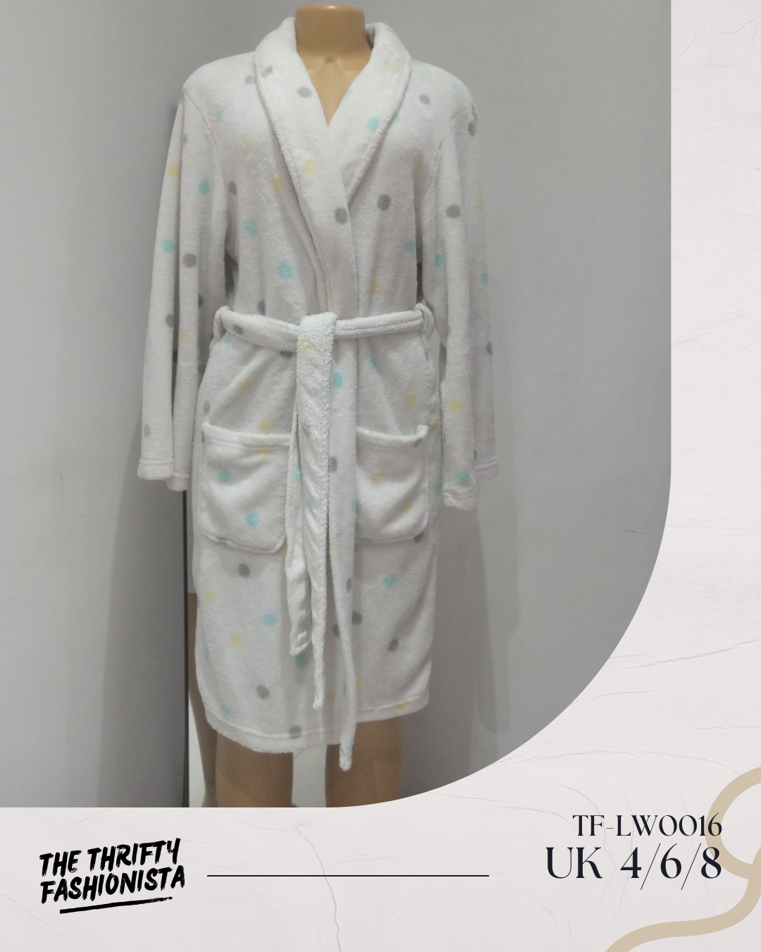 Cozy Grey Polka Dotted Lounge Robe_0