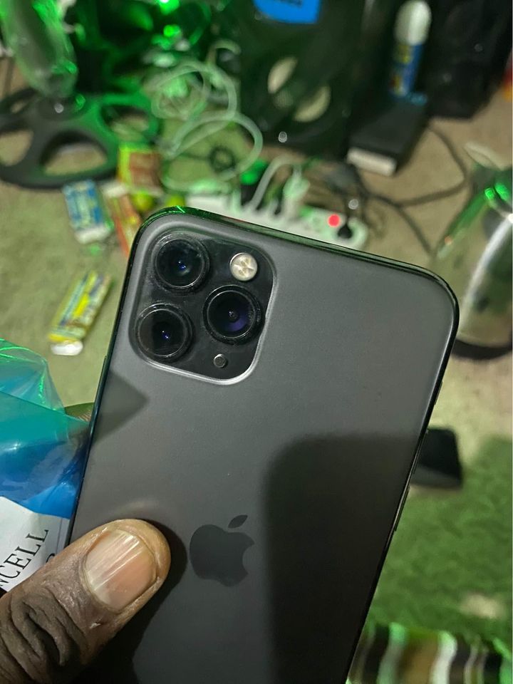 iPhone 11 Pro_1