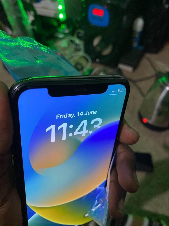 iPhone 11 Pro_0