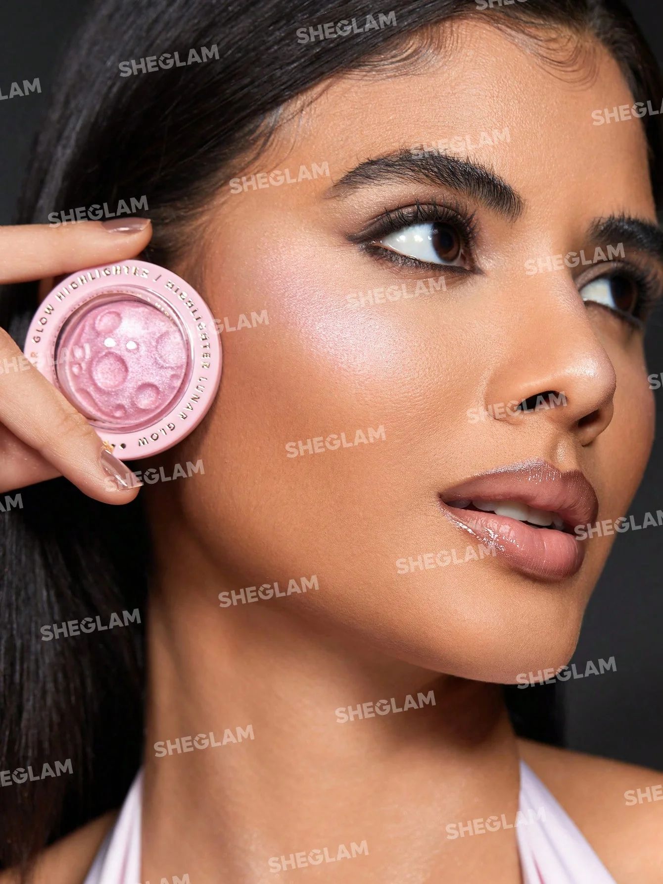 SHEGLAM Lunar Glow Highlighter - Heart Galaxy_5