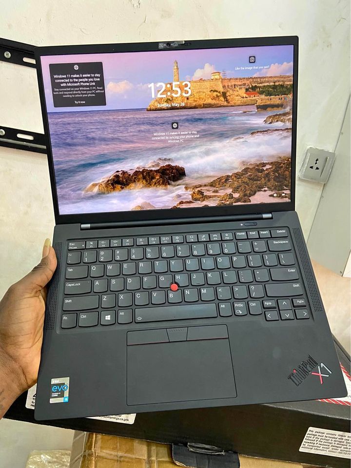 Lenovo ThinkPad X1 Carbon_0