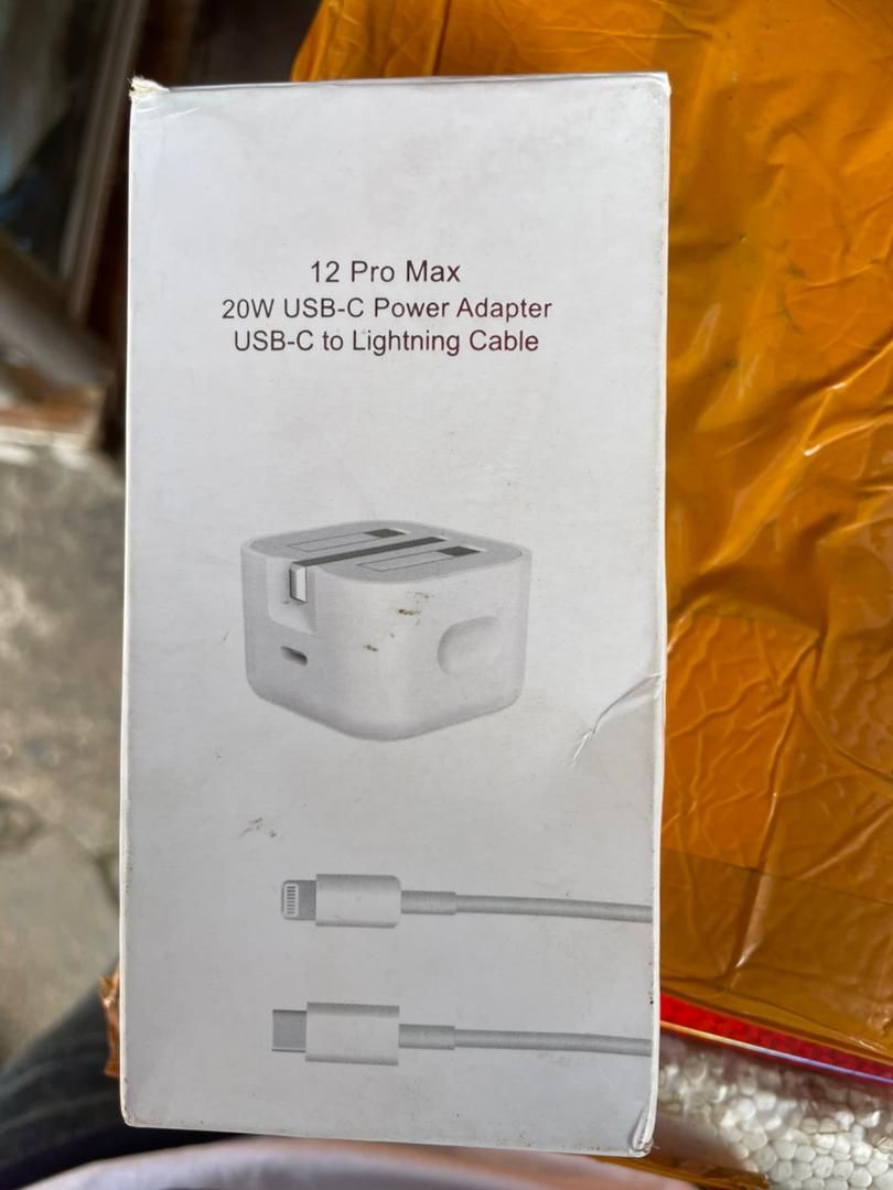 Original Apple Charger_1