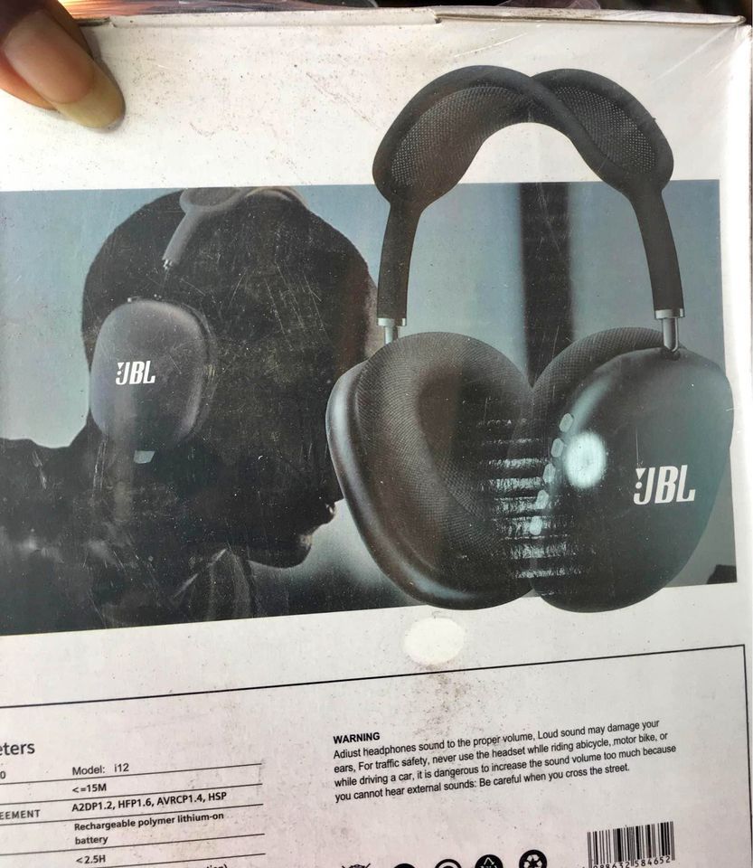 JBL Super headsets_2