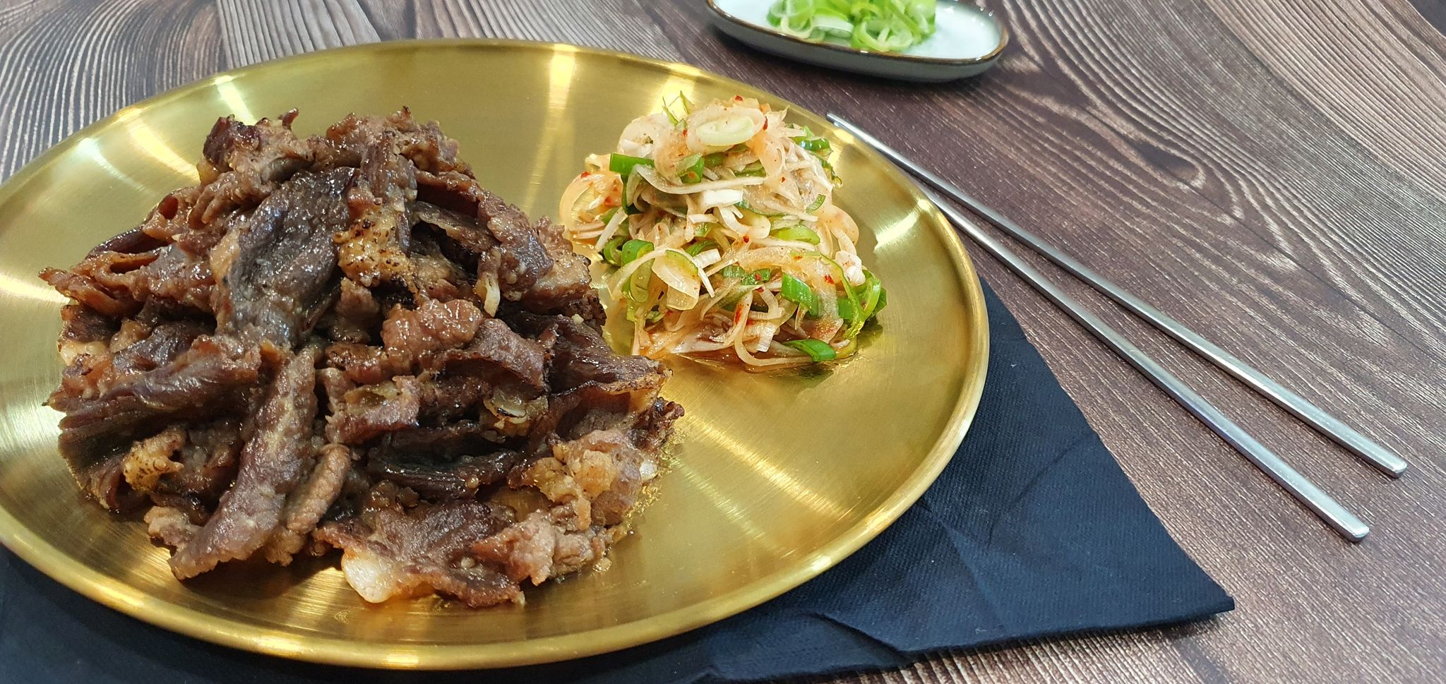 Brisket bulgogi + onion/green onion (completely cooked / Angus beef brisket 200g : Weight before cooking)_0