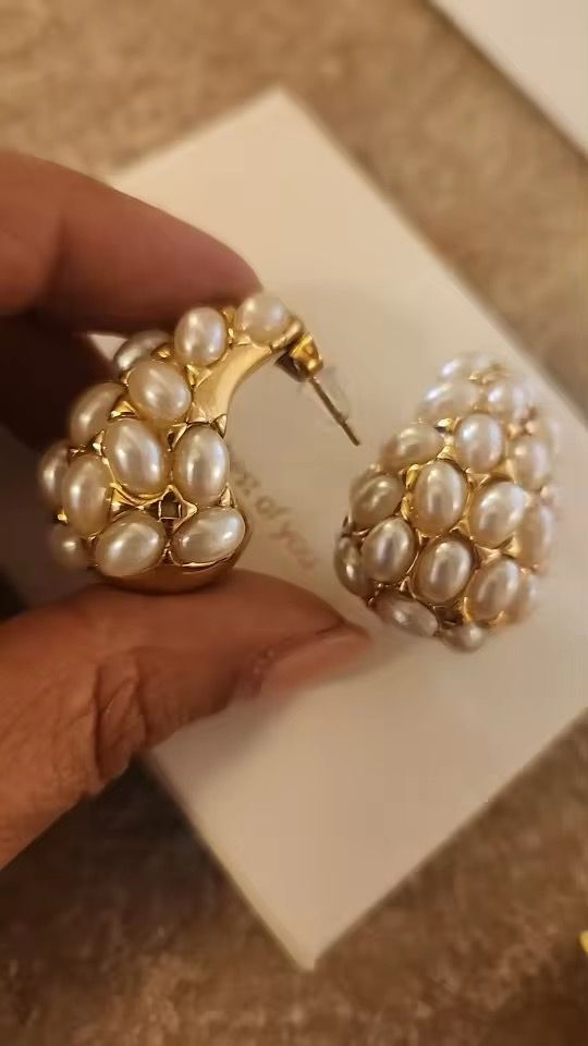 boucles d'oreilles pendantes en perles en dore_1