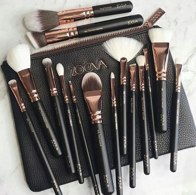 Make up brushes_0