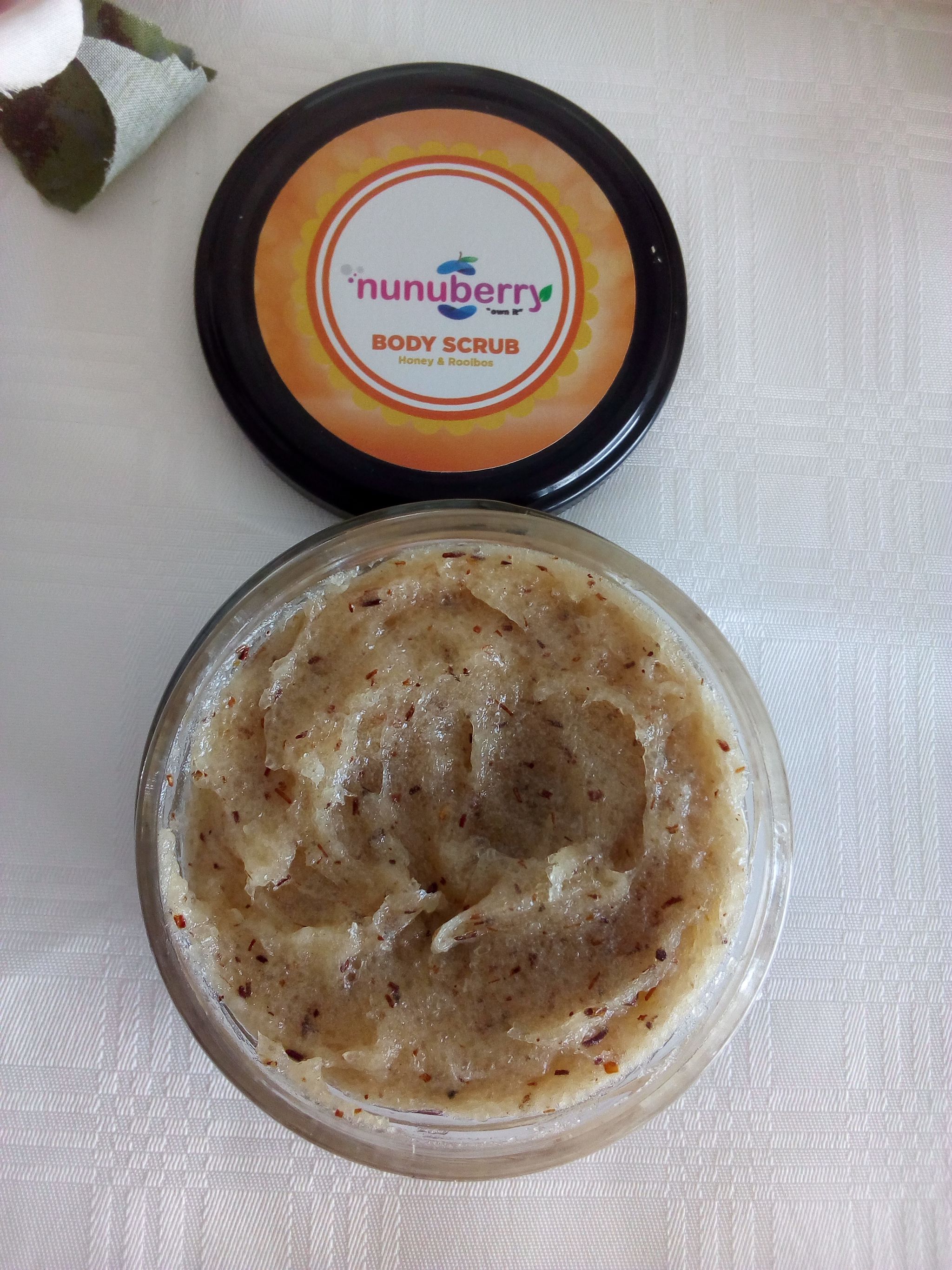 Foaming Rooibos & Honey Body Scrub _1