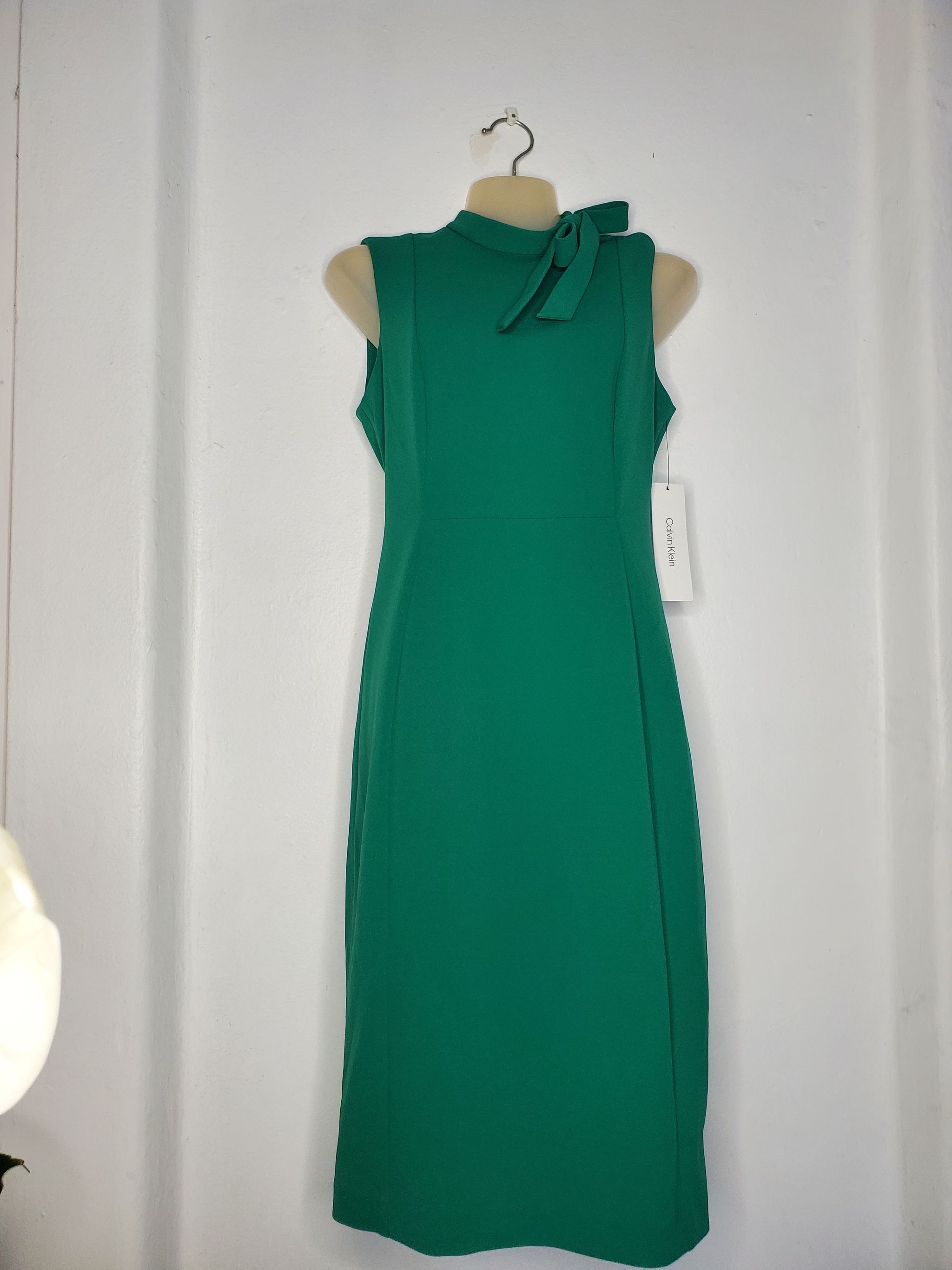 Kelly Green Calvin Klein Dress with Bow _0