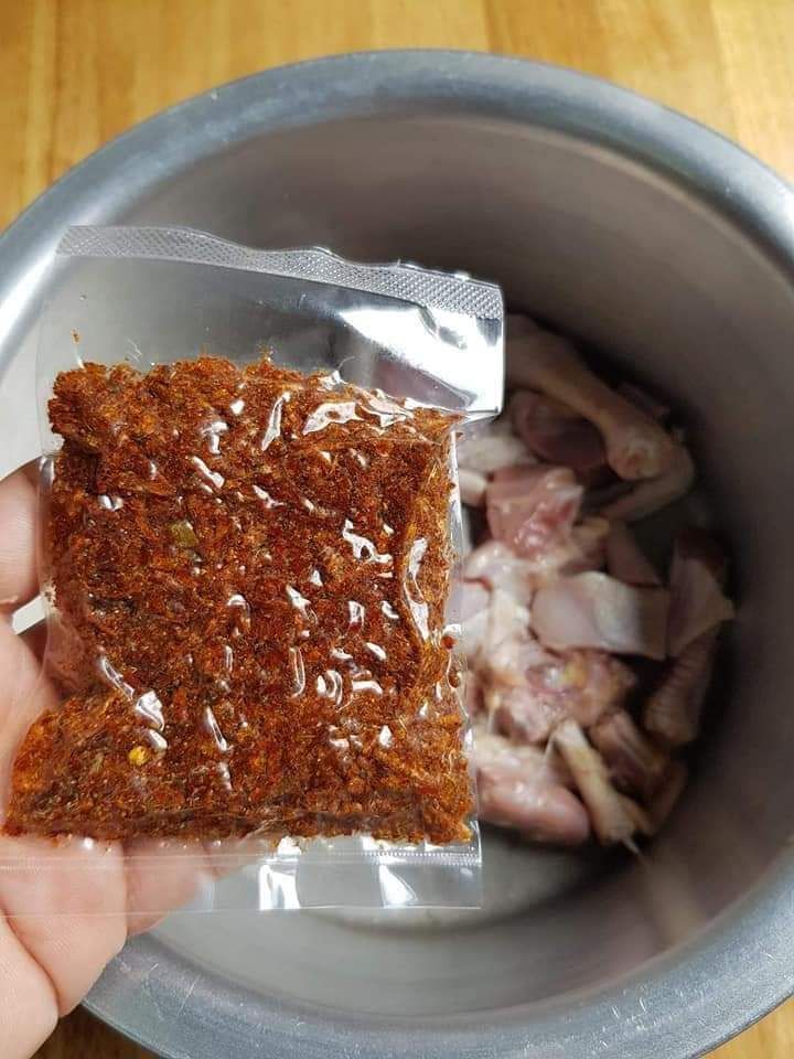 ပန်းခရေ Kitchen_ပန်းသေးခေါက်ဆွဲဟင်းချက်အနှစ်ထုတ်_4