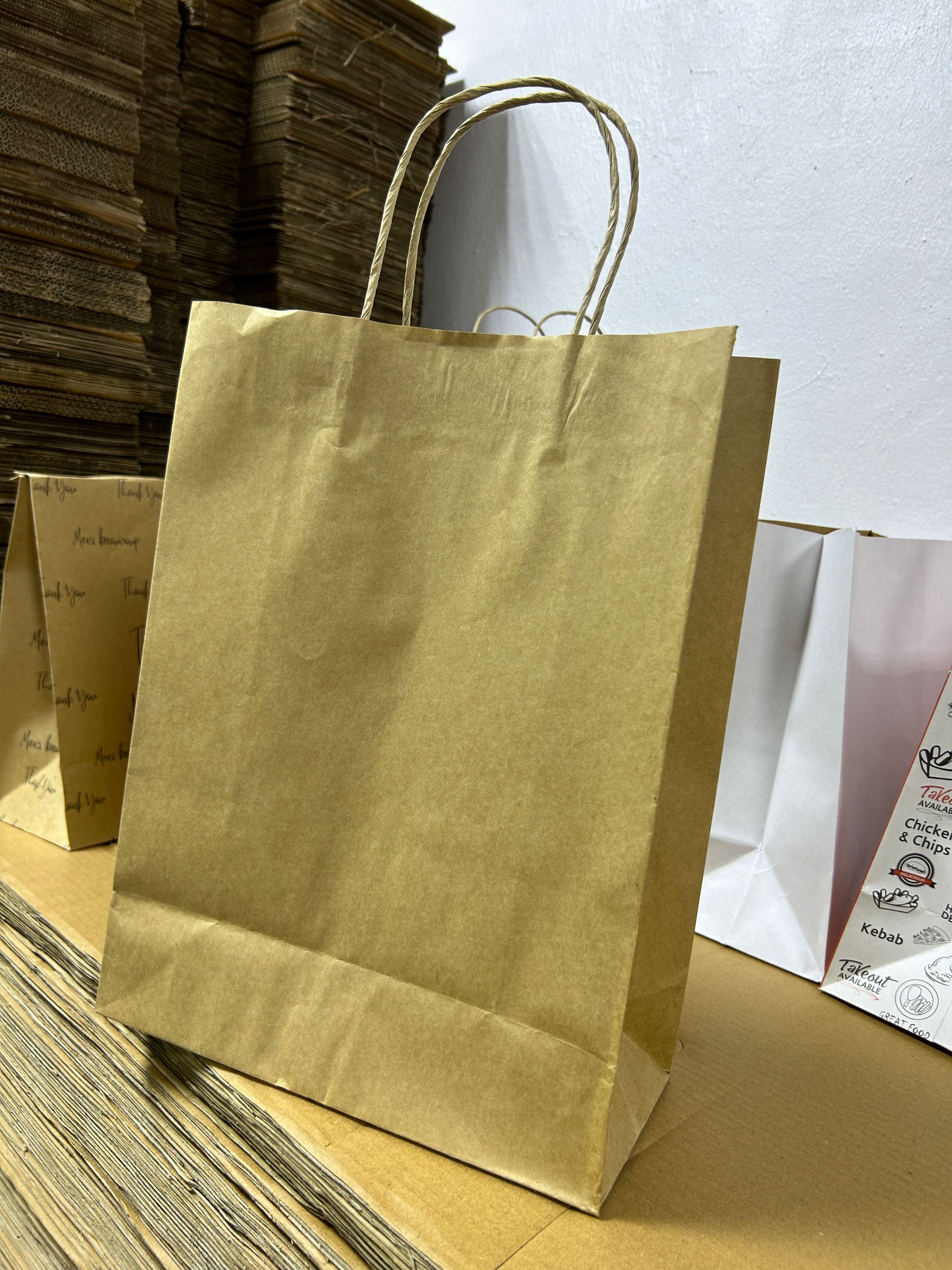 PLAIN BROWN DELIVERY CARRIER BAGS - 14” x 10” x 5'' ( WITH HANDLES )_1