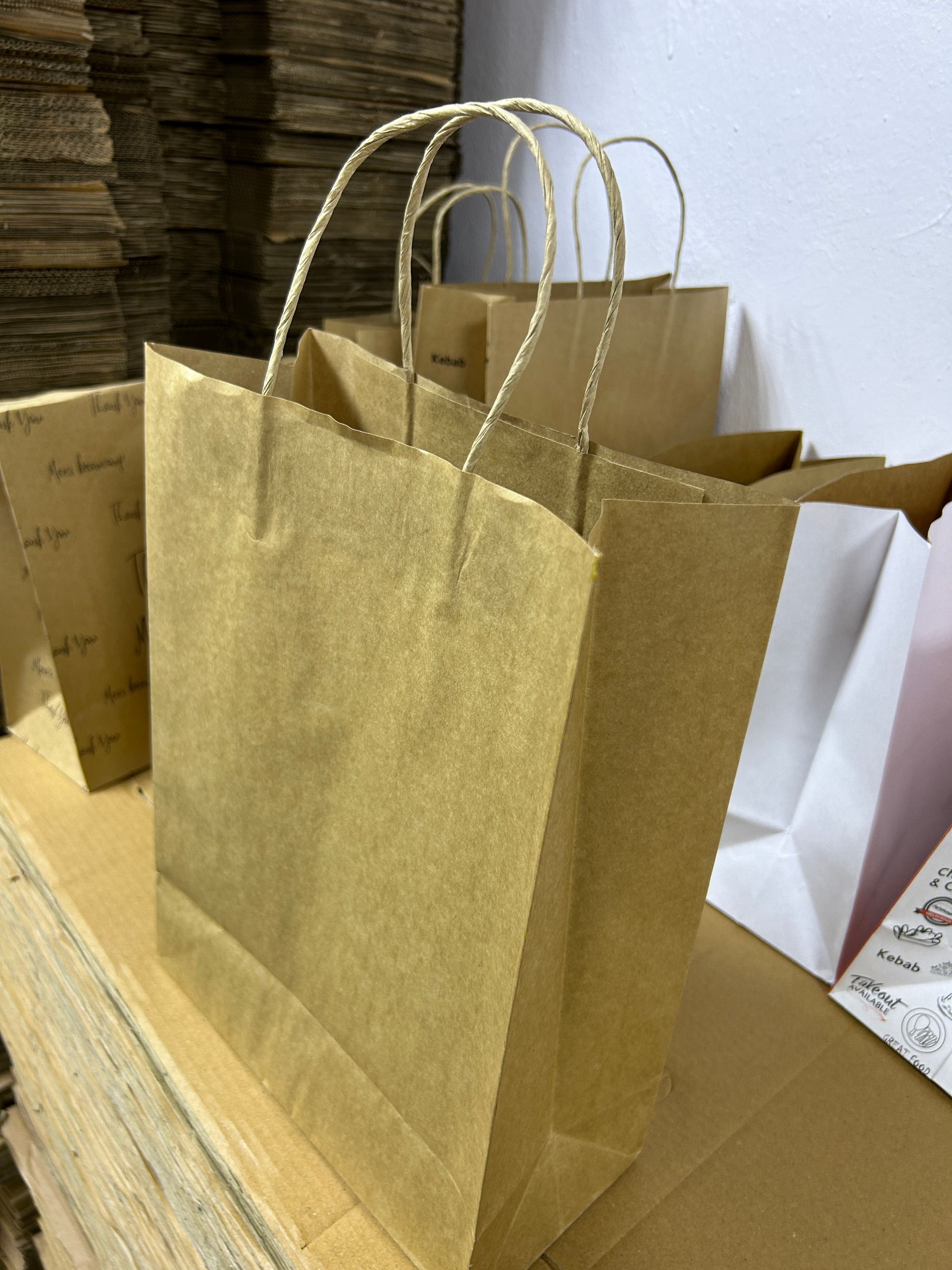 PLAIN BROWN DELIVERY CARRIER BAGS - 14” x 10” x 5'' ( WITH HANDLES )_0