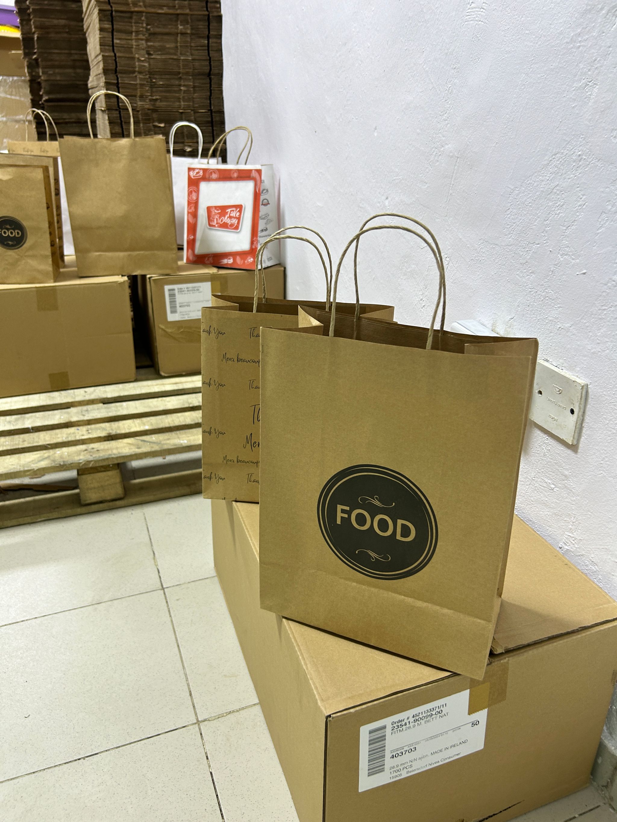 “FOOD” DELIVERY CARRIER BAGS - 12” x 10” x 5.5”  ( WITH HANDLES )_0