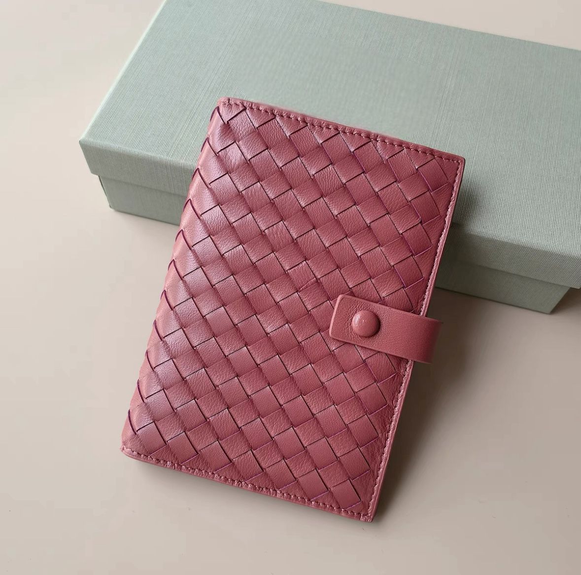 Weave Passport Holder _1