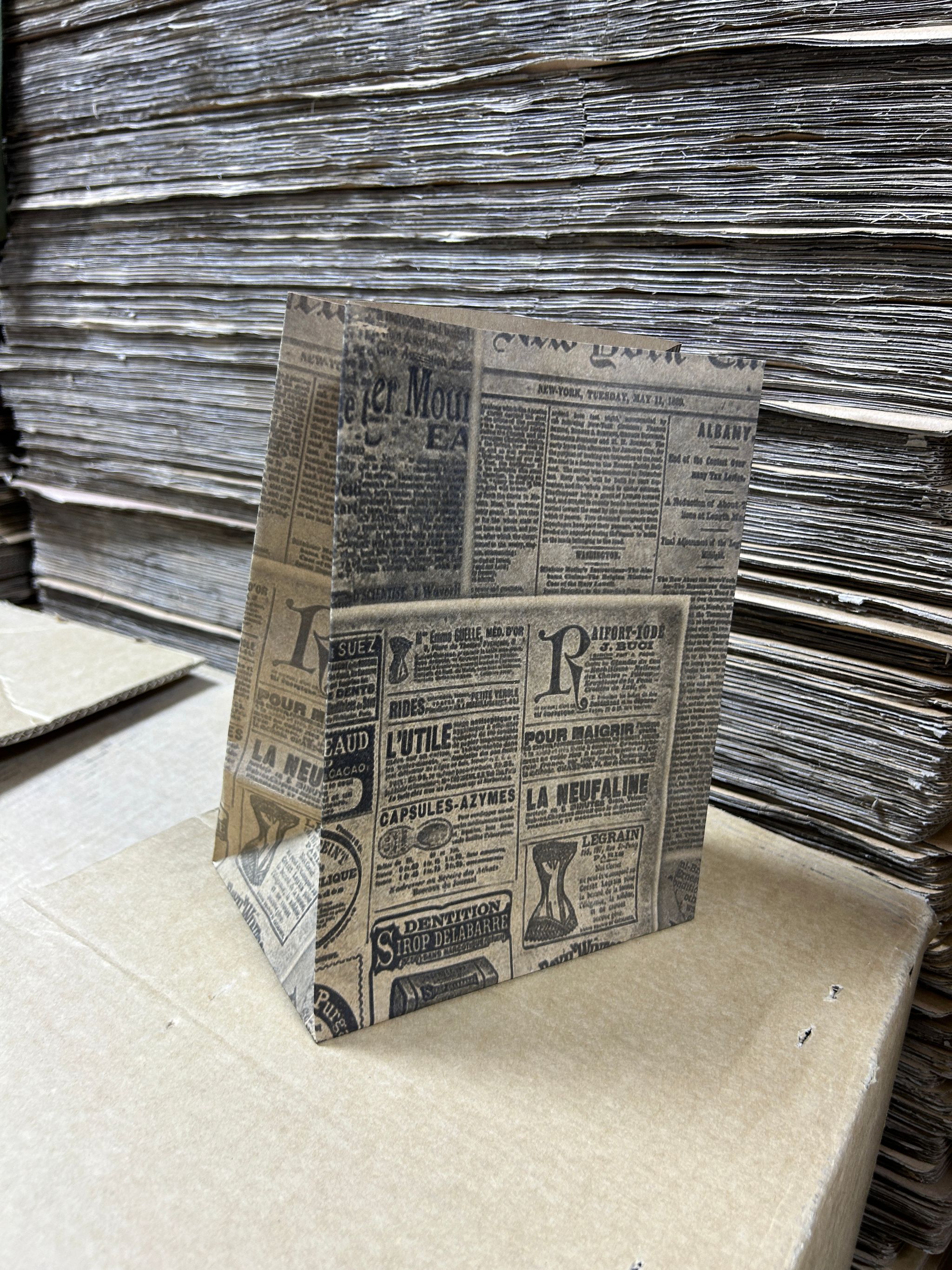 “NEWSPAPER PRINTS” TAKEOUT BAGS - 10” x 8” x 5” _4