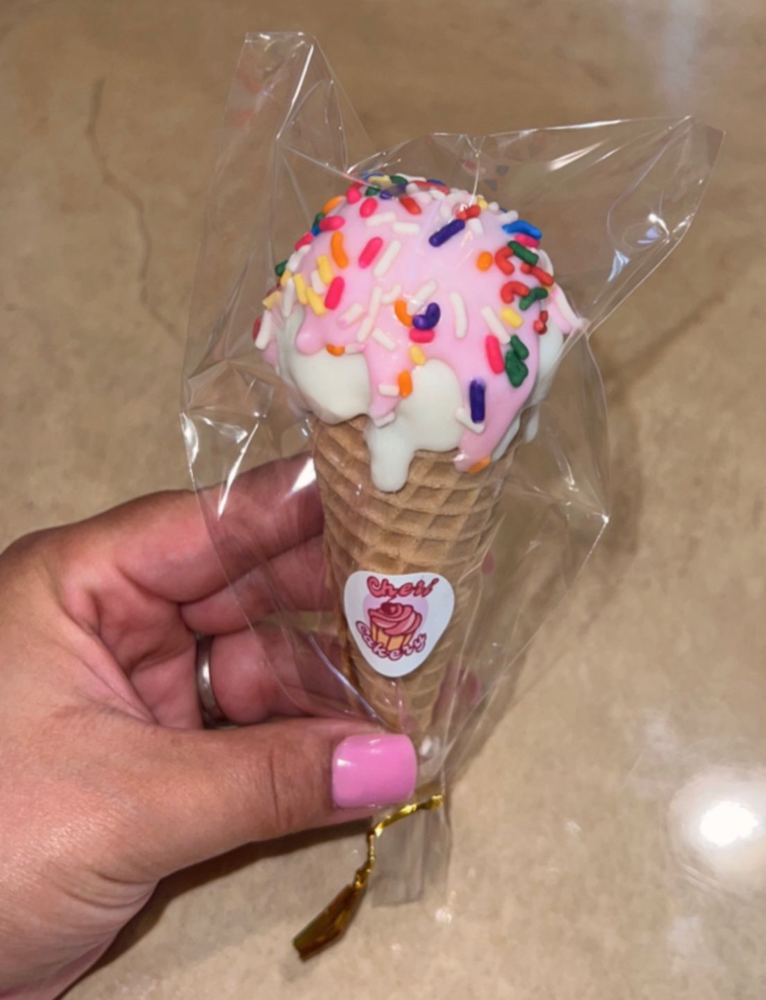 Ice Cream Cone Cake Pops_4