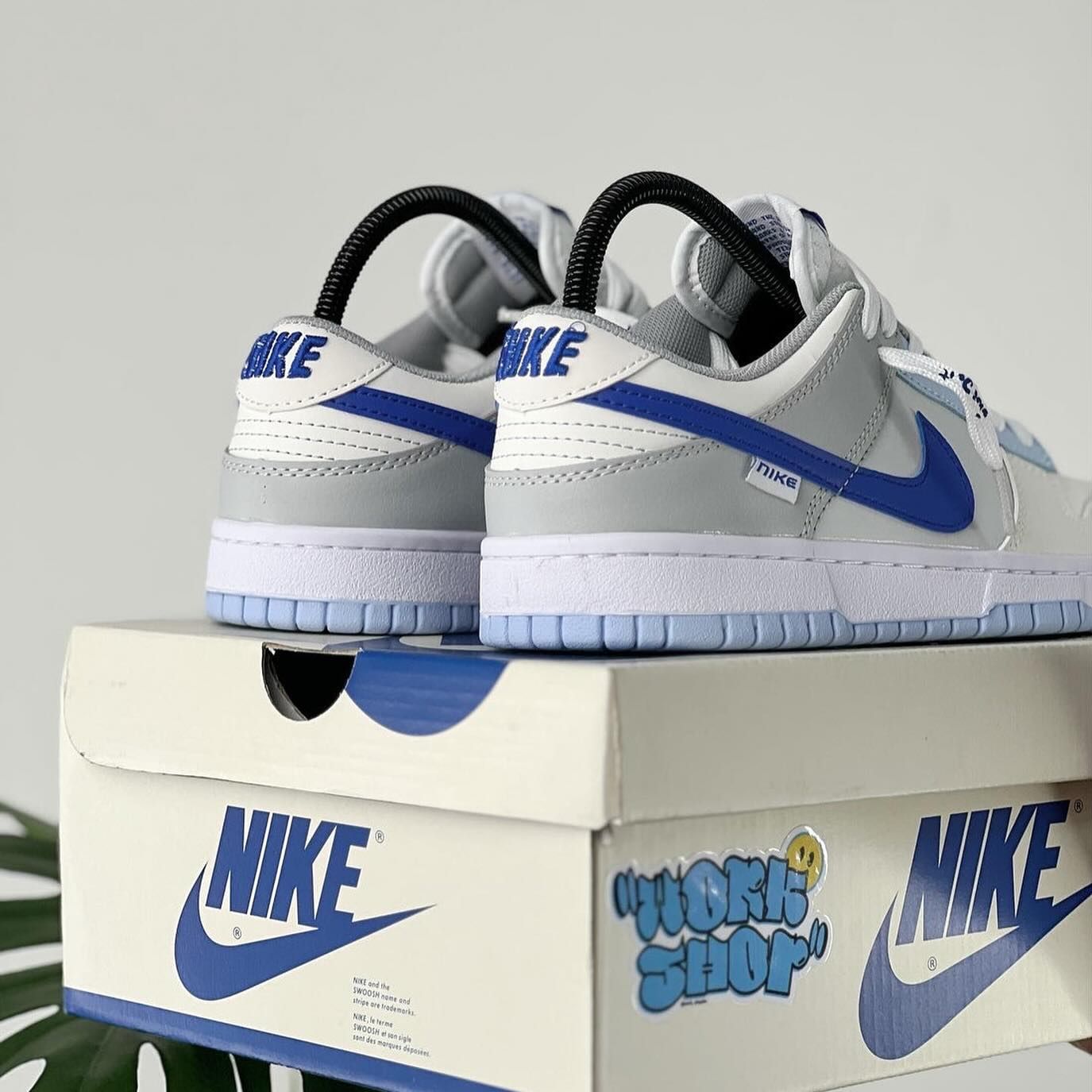 Nike Dunk Low “Hyper Royal Blue”_1