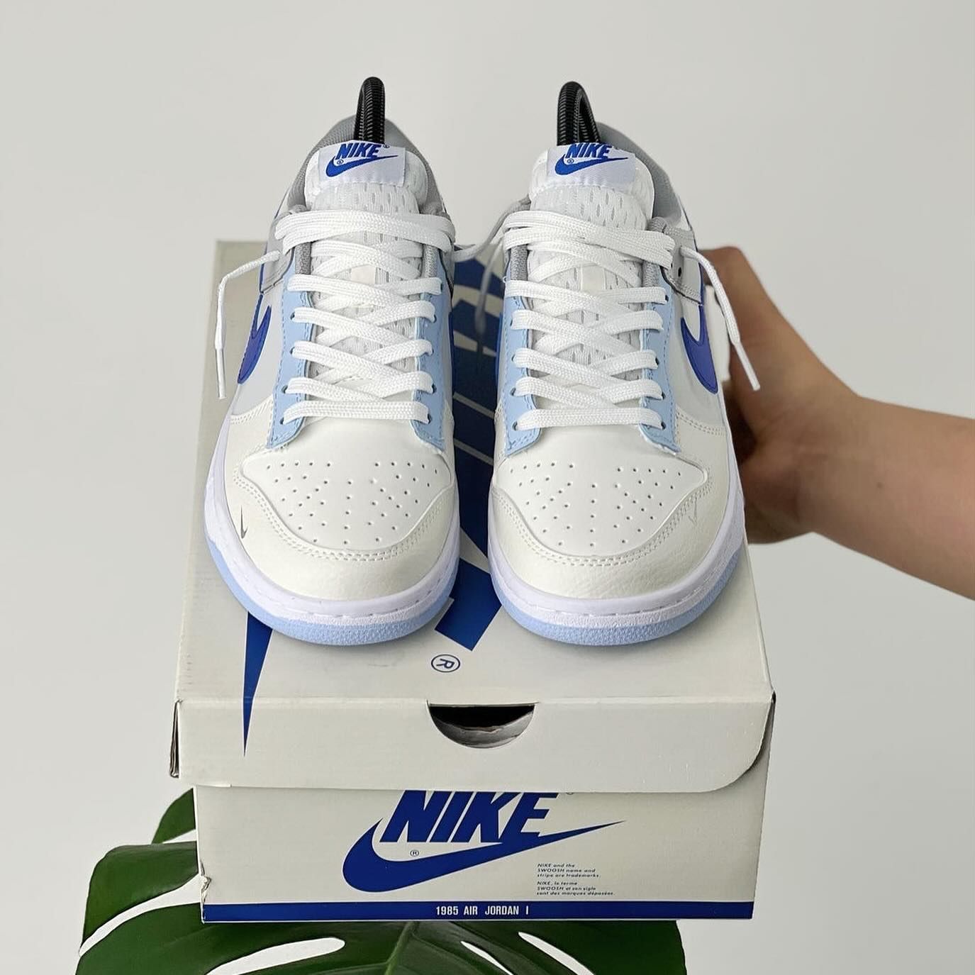 Nike Dunk Low “Hyper Royal Blue”_2