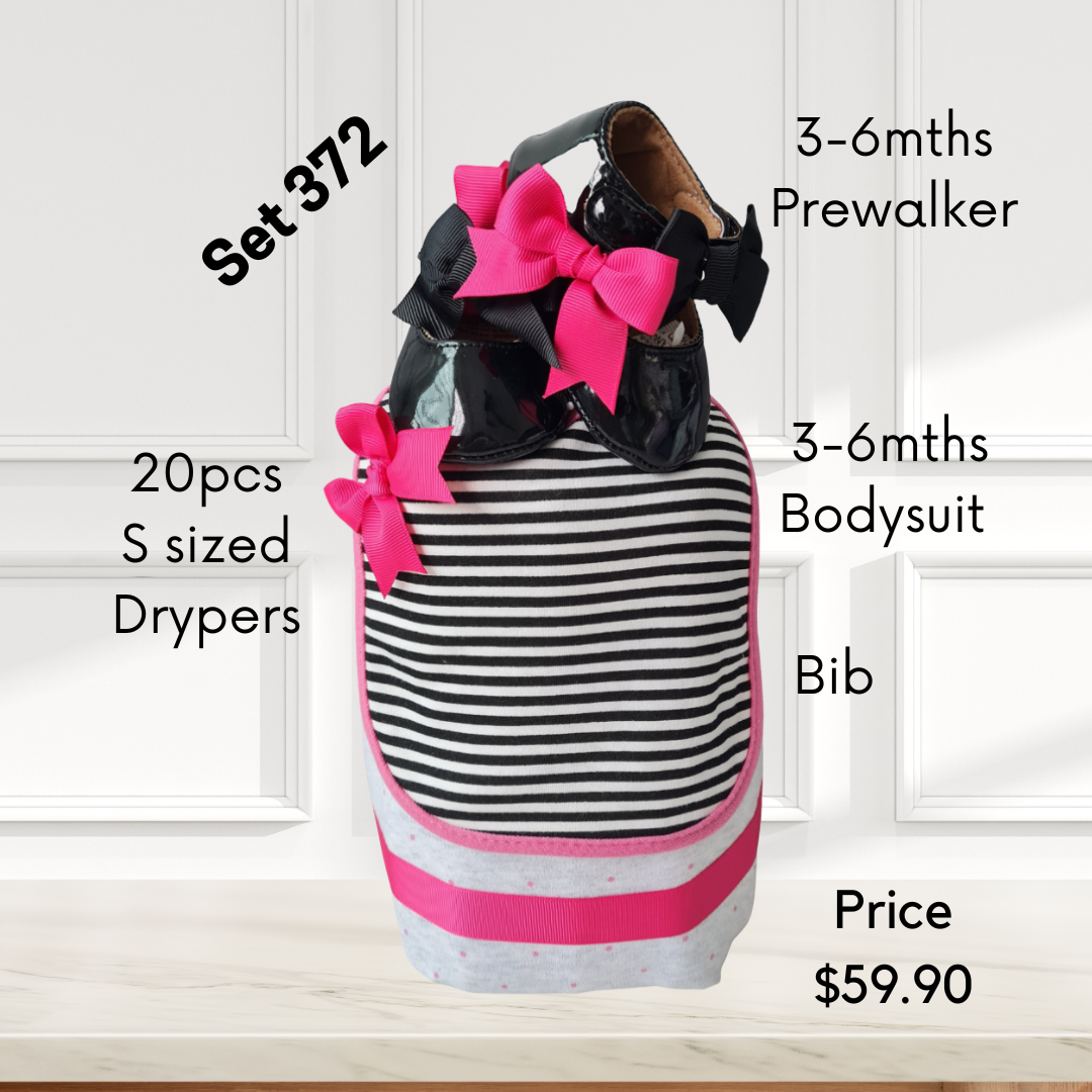 Striped Bib Girl Diapercake_0