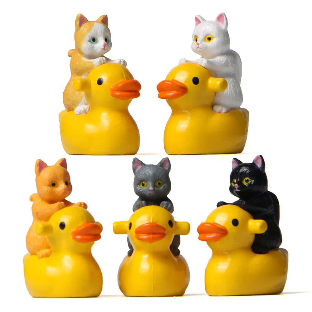 Cat on Duck Miniatures_0