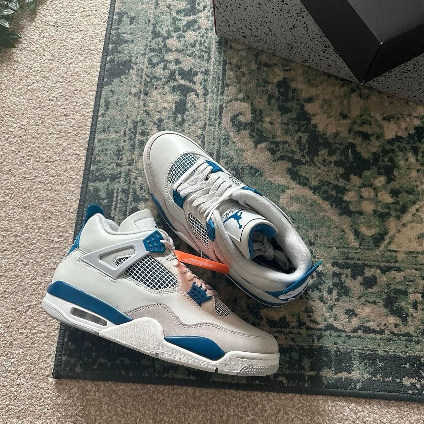 Air Jordan 4 "Industrial Blue"_1