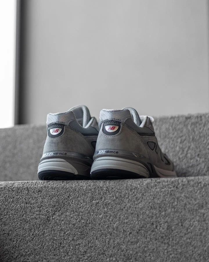 New Balance 990v4 "Grey"_4