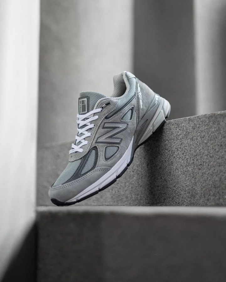 New Balance 990v4 "Grey"_0