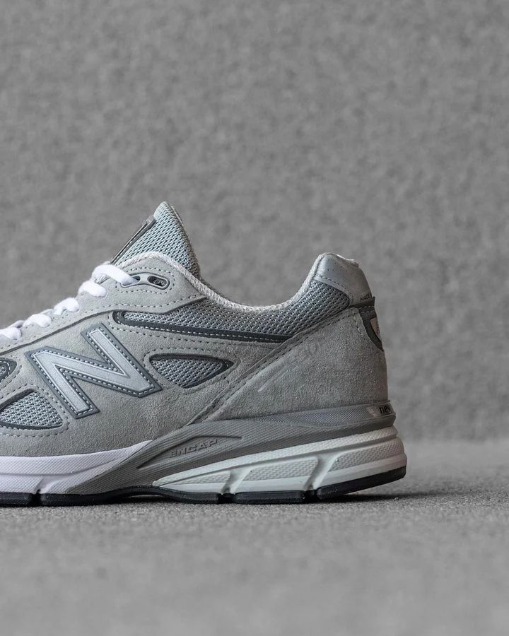 New Balance 990v4 "Grey"_3