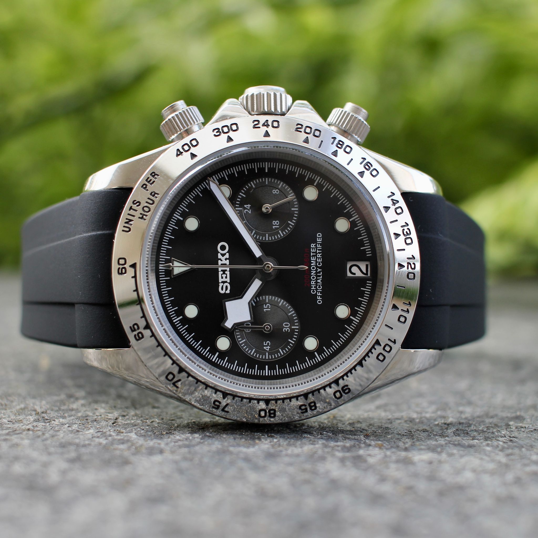 Steel Black Bay Chronograph_3