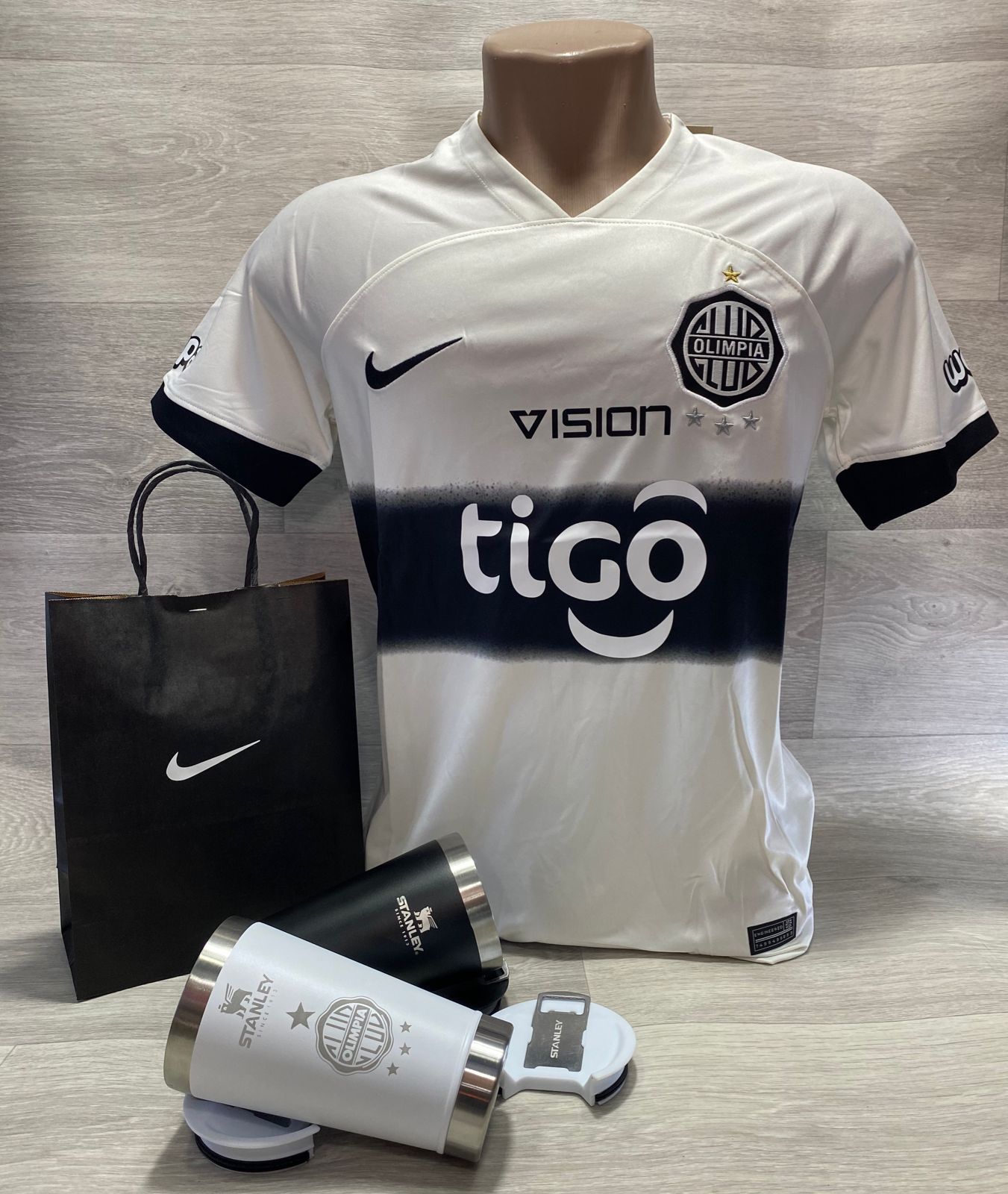 Camiseta Club Olimpia _0