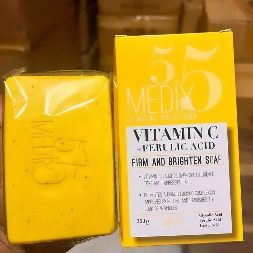 SAVON MEDIX 5.5 – VITAMIN C + FERULIC ACID + TURMERIC FIRM AND BRITHNING SOAP_0