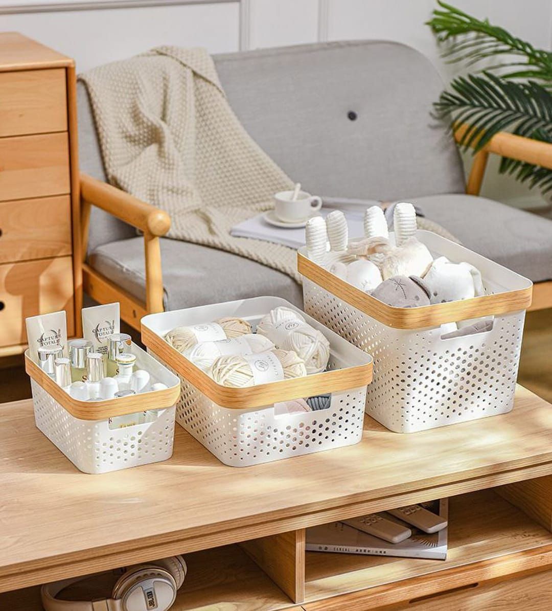3pcs nordic multipurpose storage baskets with goldish lining_1