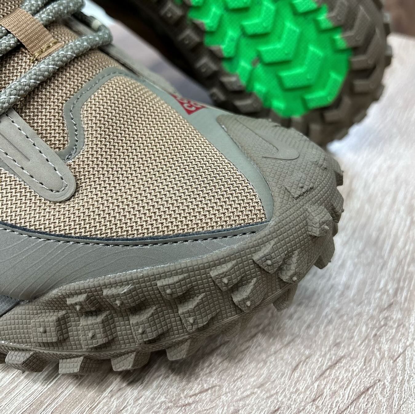 Nike ACG Mountain Fly Low GORE-TEX_2