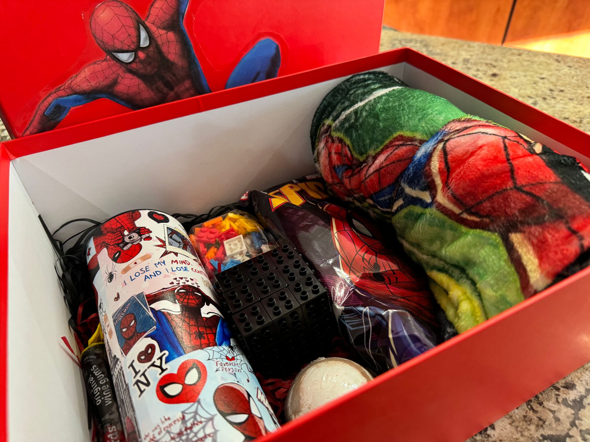 Surprise Gift Box - 🕷️🕸️Spiderman_2