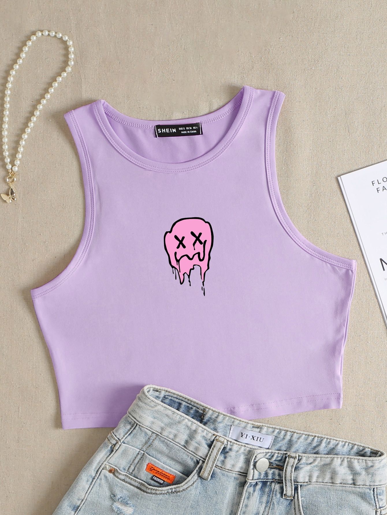 EZwear Cartoon Graphic Crop Tank Top_1