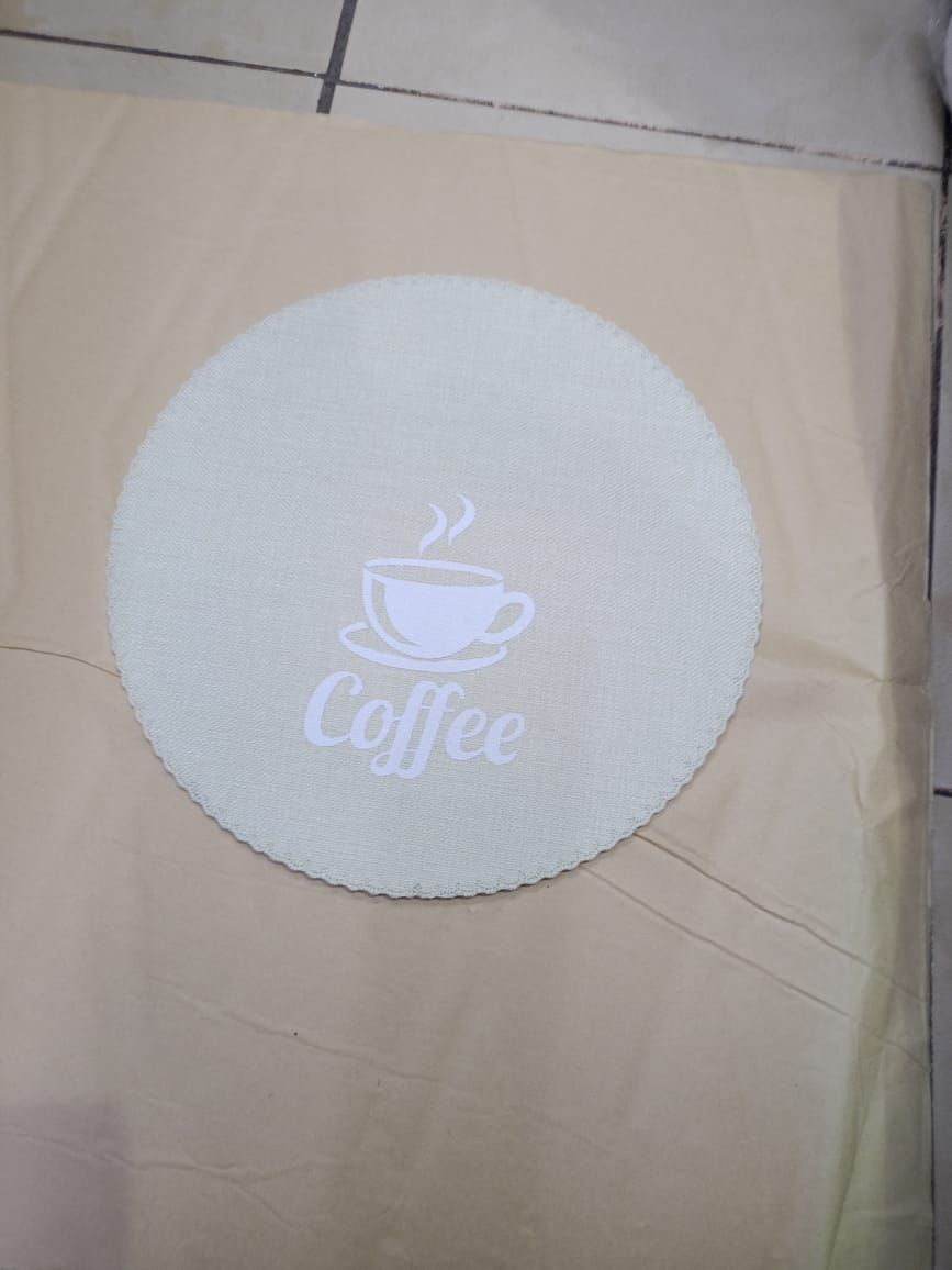 Round table mats _1