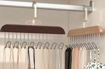 Wooden Hangers with hooks _4
