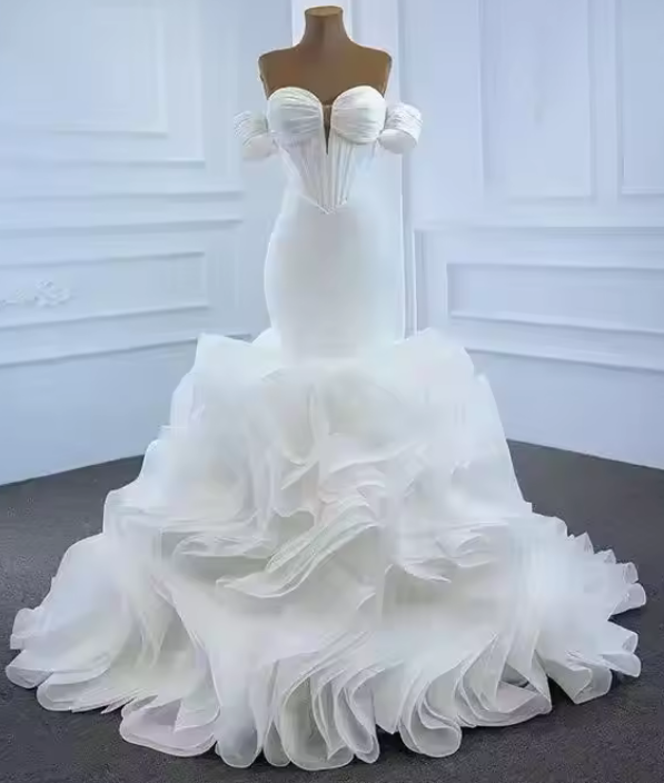 ROBE DE MARIAGE EN QUEUE DE POISSON_2