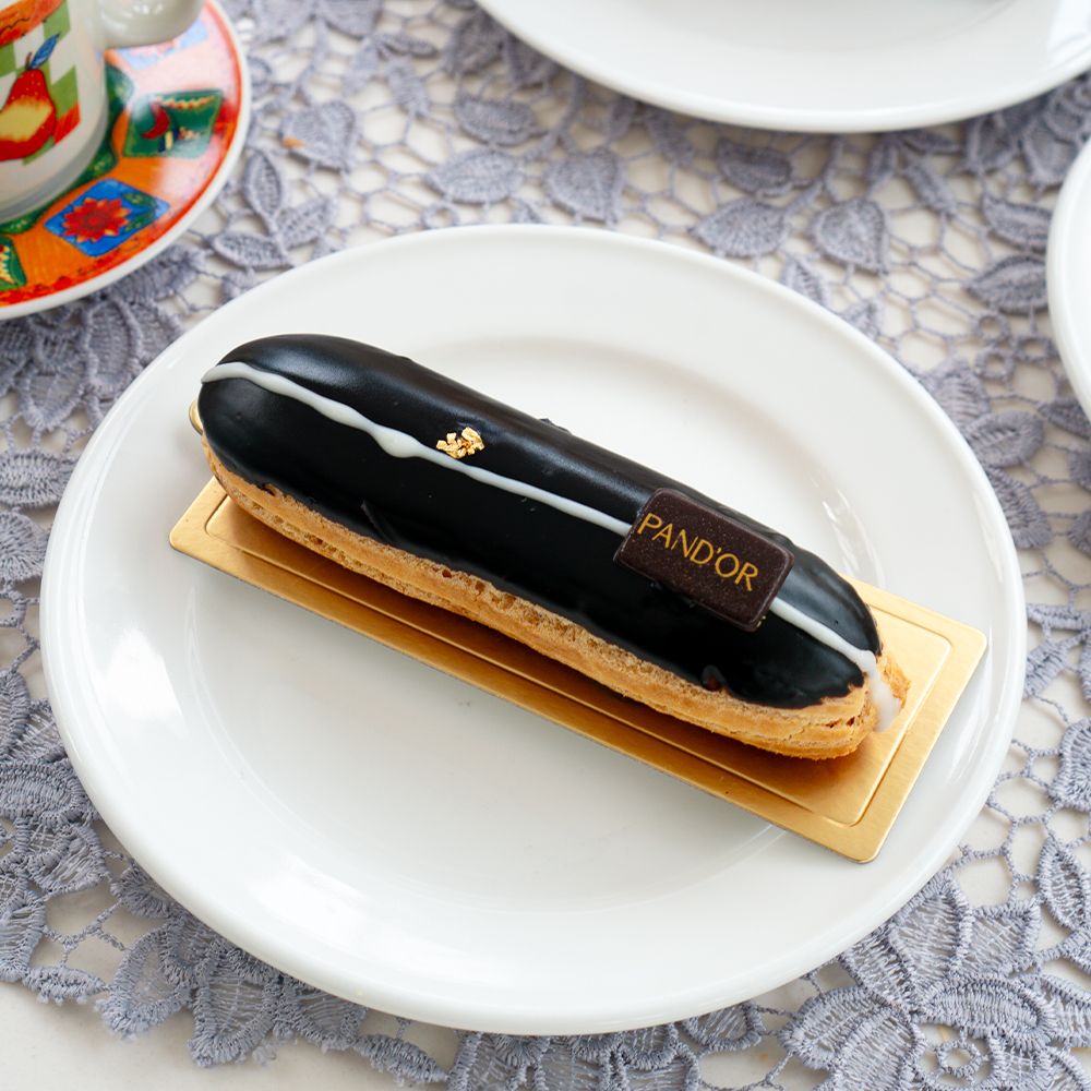 Chocolate Éclair_0