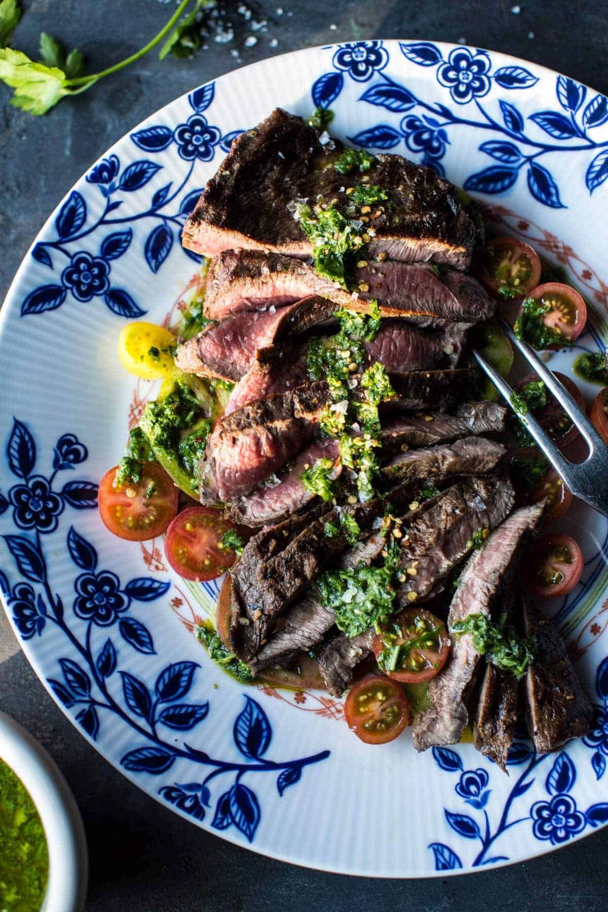 USDA grilled steak with crushed coriander and peppercorns_0