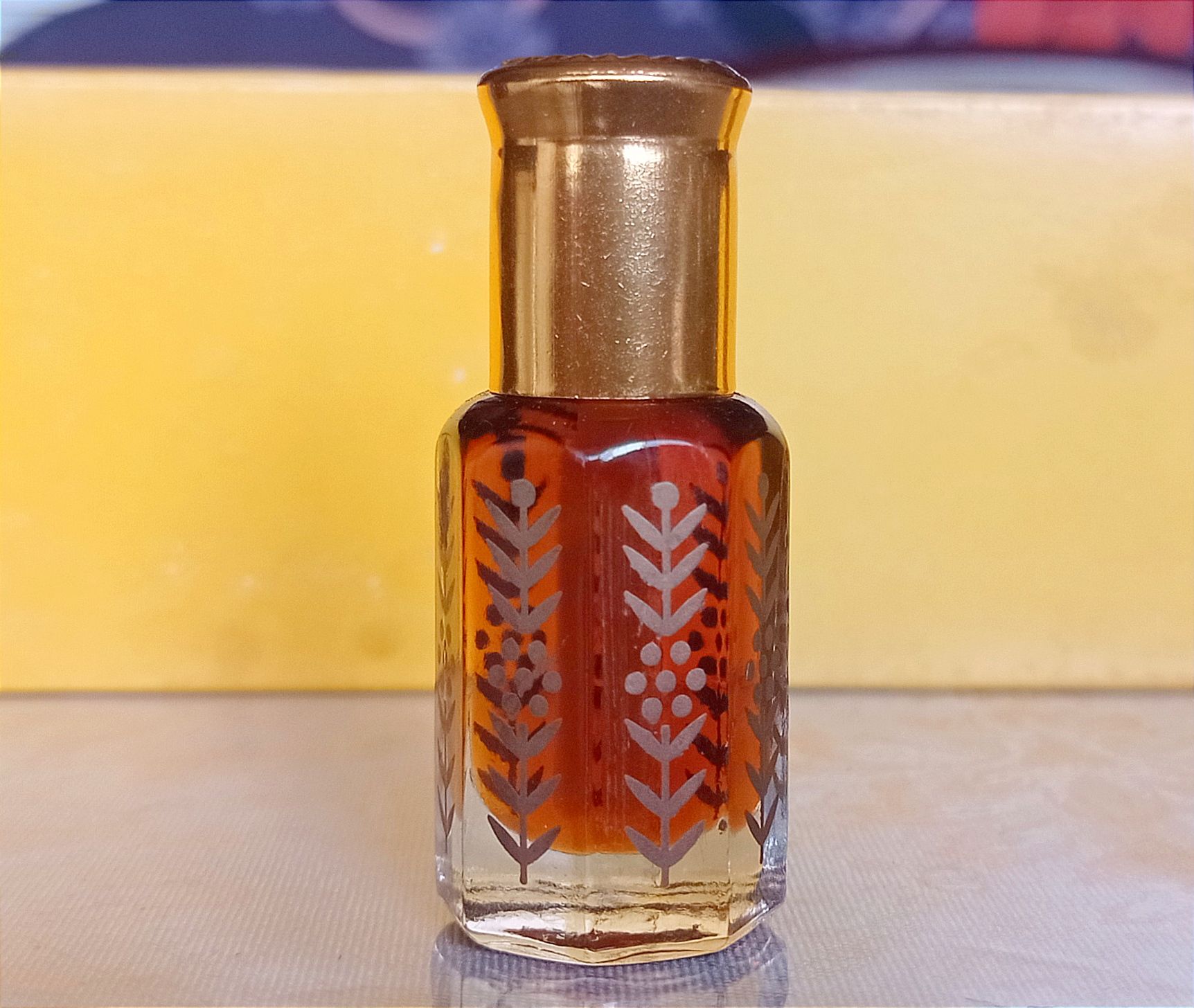 Oud Omani Perfume (Attar) 6 ml bottle_1